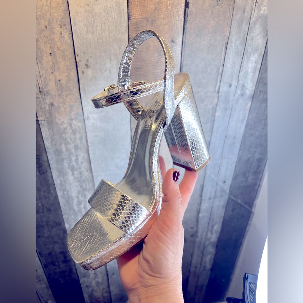 Women's Platform Chunky Heels Square Open Toe Ankle Strap High , size 6 .